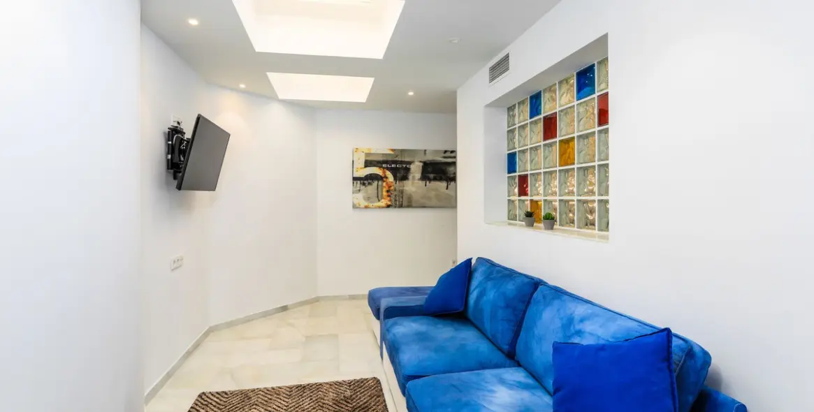 Venta de apartamento en planta media en Benalmadena Costa 24