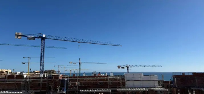 Продажа апартаментов на среднем этаже в La Cala de Mijas 4