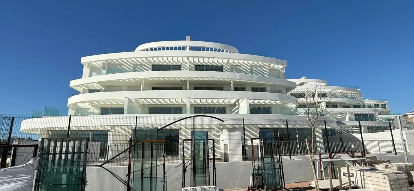 Sale of middle floor apartment in La Cala de Mijas 0