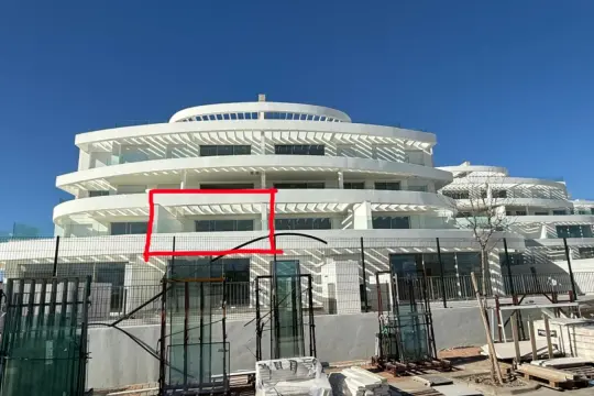 Image 3 thumb