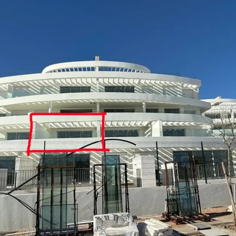 Sale of middle floor apartment in La Cala de Mijas