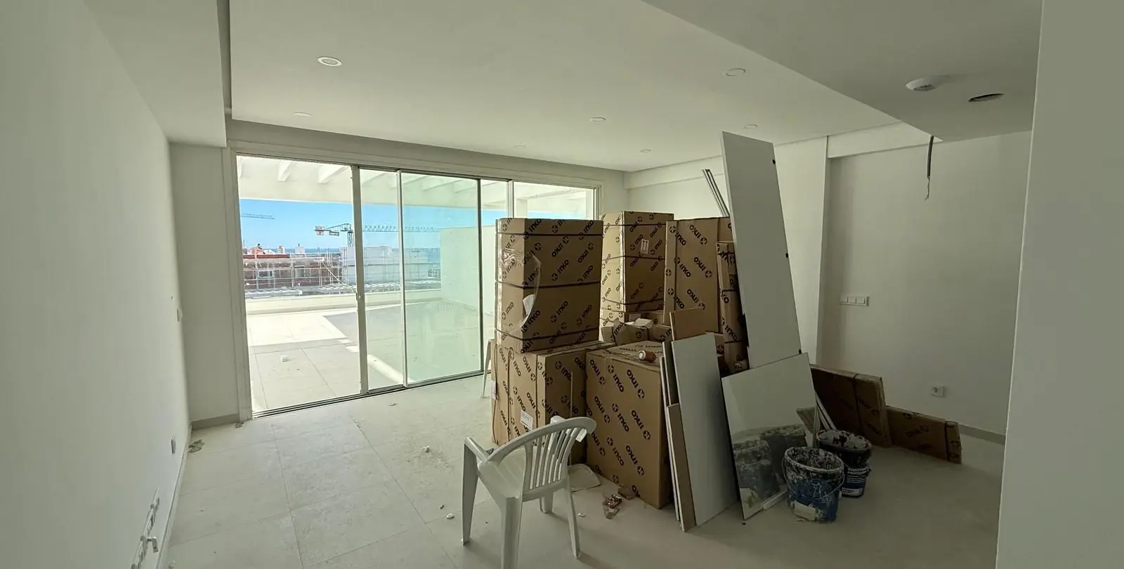 Sale of middle floor apartment in La Cala de Mijas 7