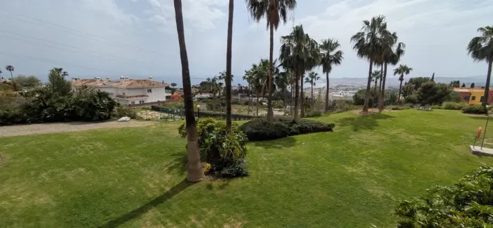 Продажа апартаментов на среднем этаже в Benalmadena 2