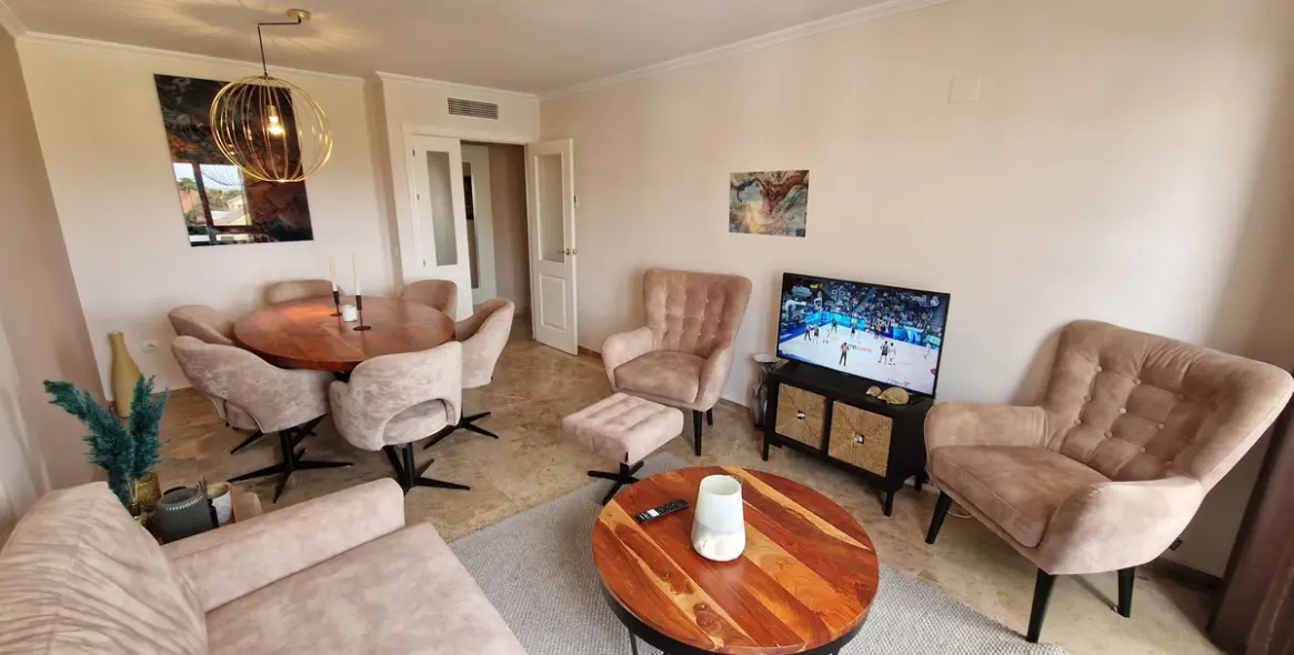 Продажа пентхауса в Estepona 2