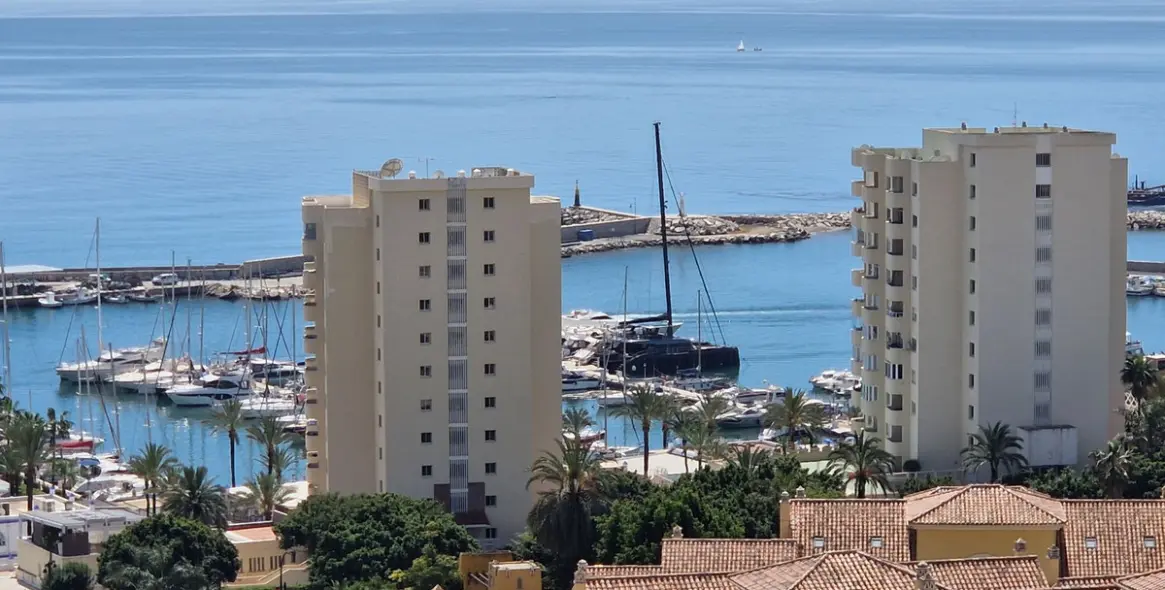 Продажа пентхауса в Estepona 14