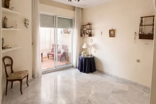 Image 7 thumb