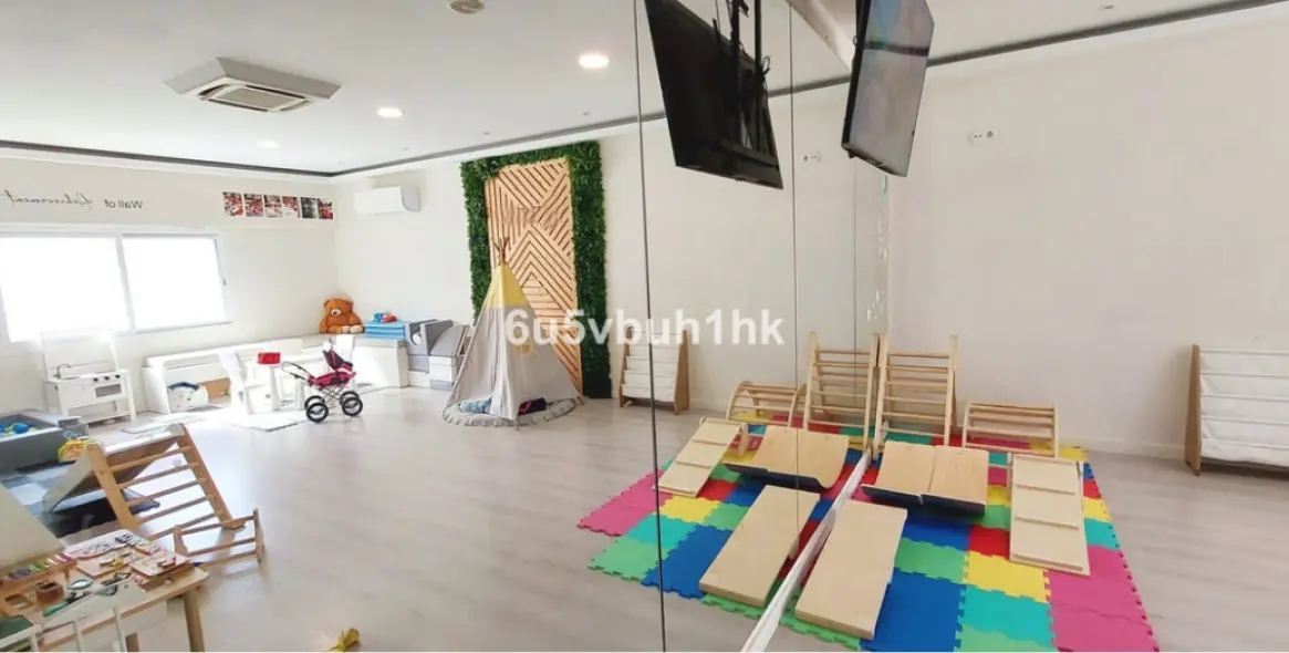 Sale of other in Fuengirola 12