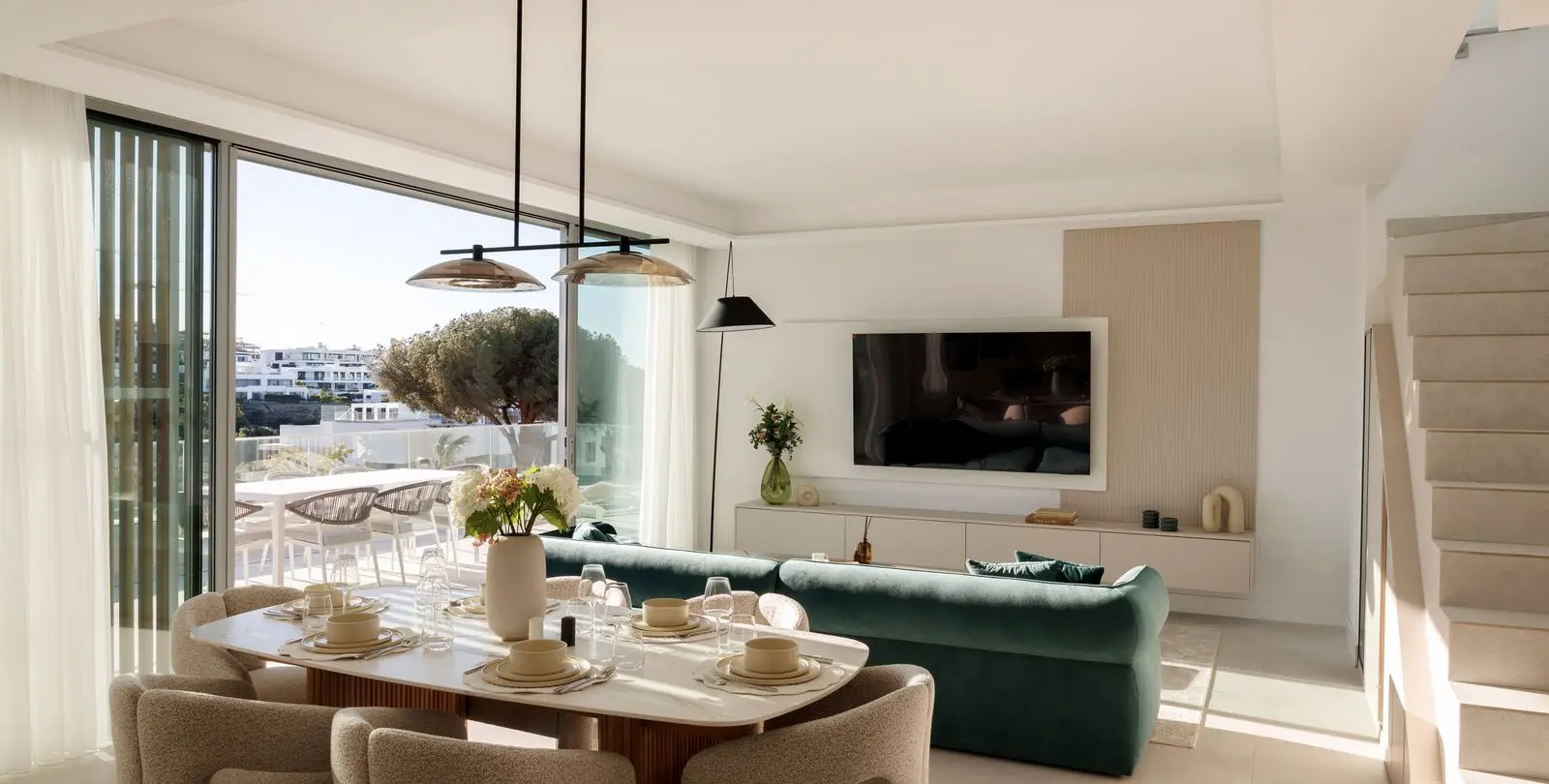 Продажа двухуровневого пентхауса в Marbella 2