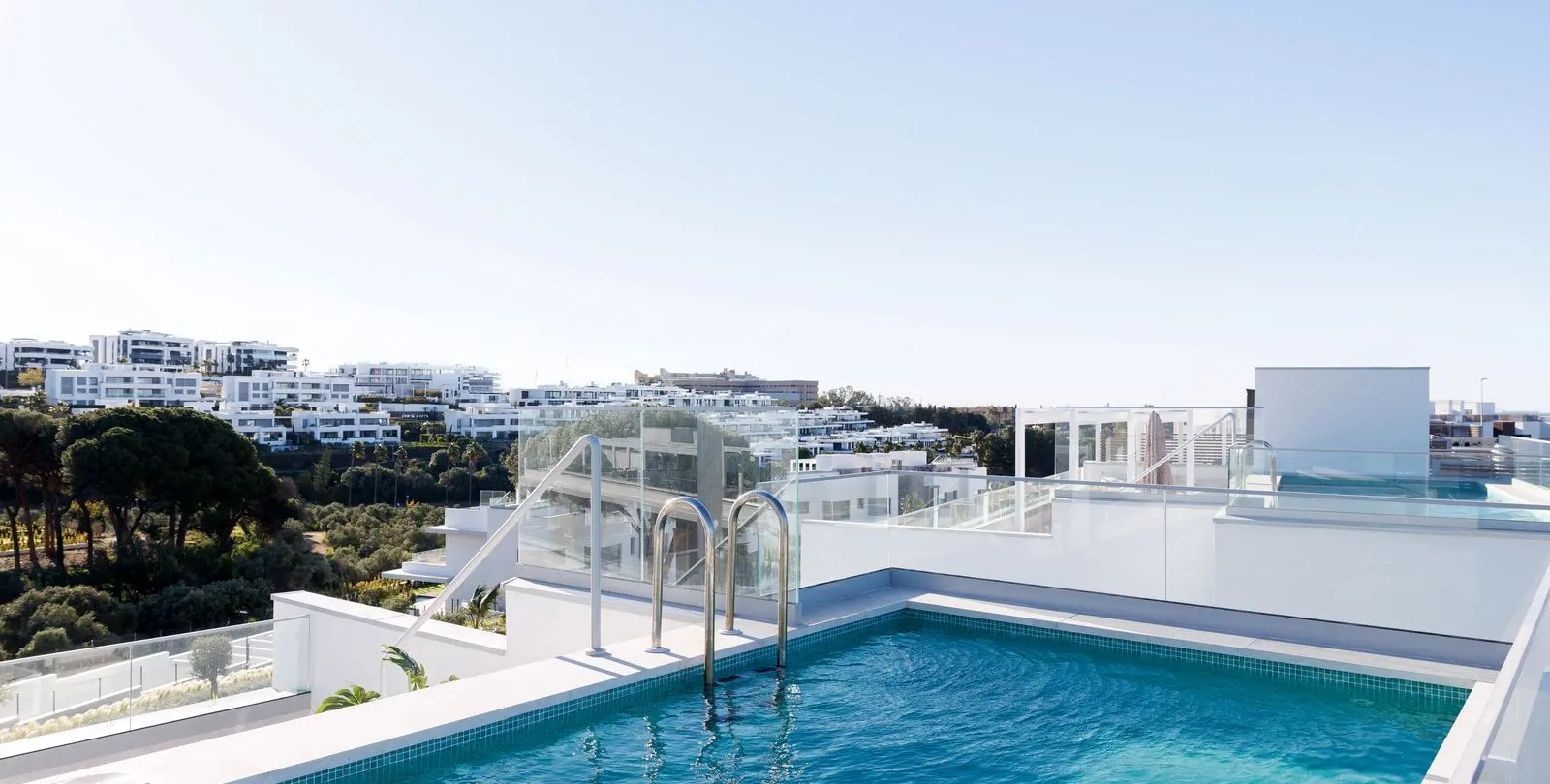 Продажа двухуровневого пентхауса в Marbella 21