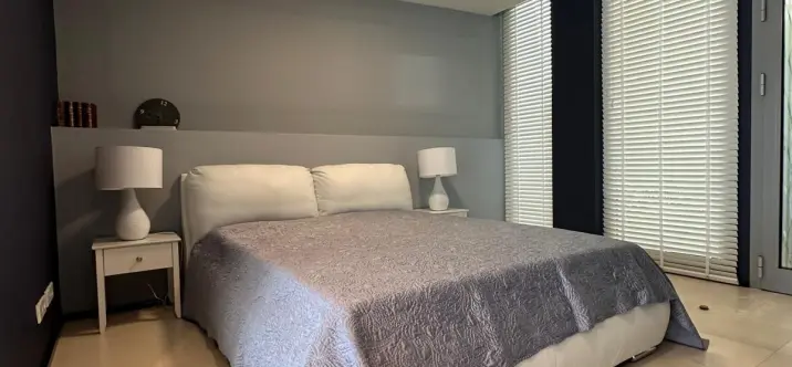 Sale of semi-detached house in The Golden Mile 4