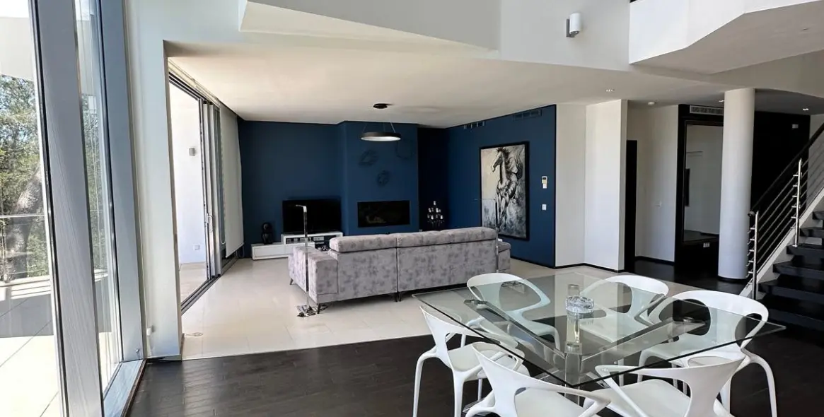 Sale of semi-detached house in The Golden Mile 22