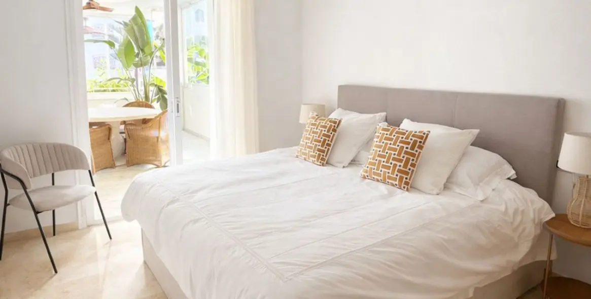 Краткосрочная аренда апартаментов на среднем этаже в Elviria 2