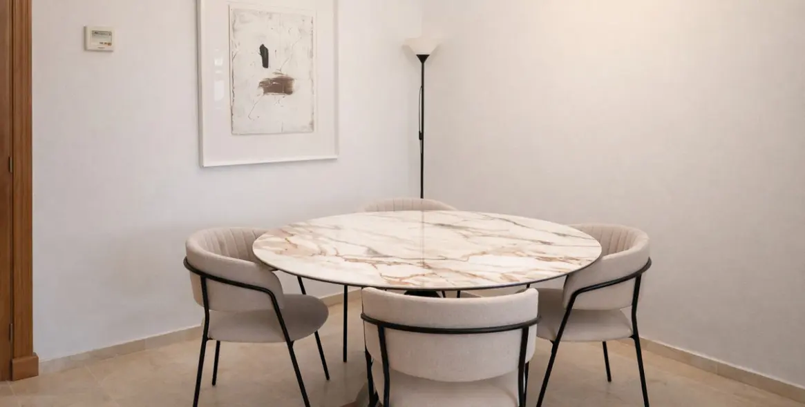 Краткосрочная аренда апартаментов на среднем этаже в Elviria 7