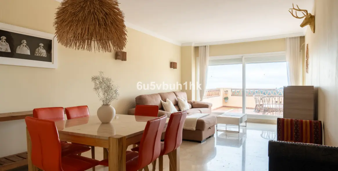 Долгосрочная аренда апартаментов на первом этаже в Marbella Este 1