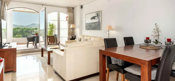 Alquiler a largo plazo de ático en Los Arqueros 1