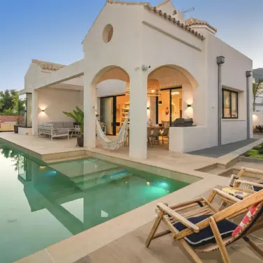 Long-term rent of detached villa in The Golden Mile