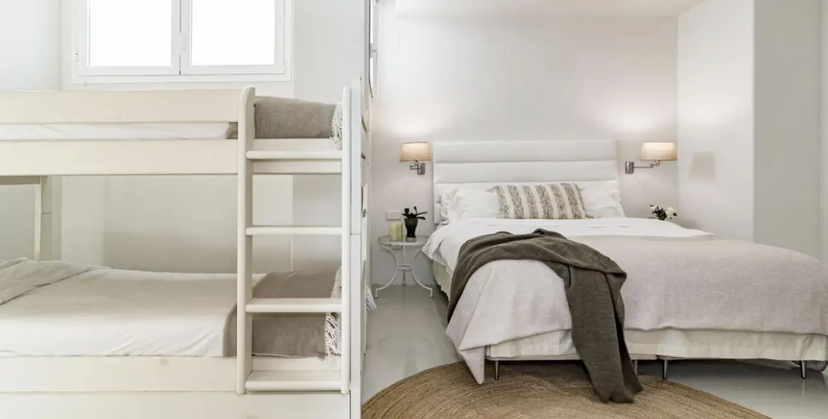 Long-term rent of detached villa in The Golden Mile 18