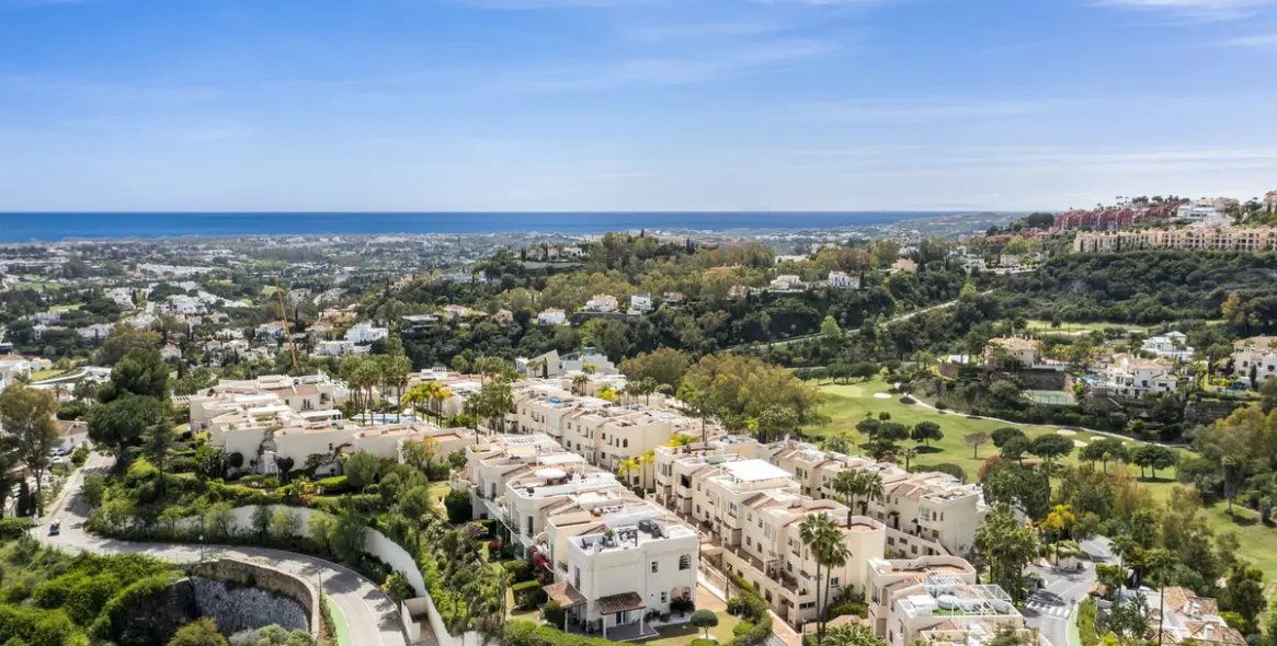 Long-term rent of ground floor apartment in Benahavís 3