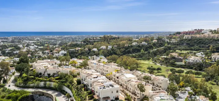 Long-term rent of ground floor apartment in Benahavís 2