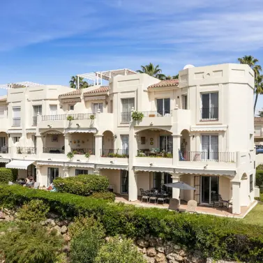 Long-term rent of ground floor apartment in Benahavís