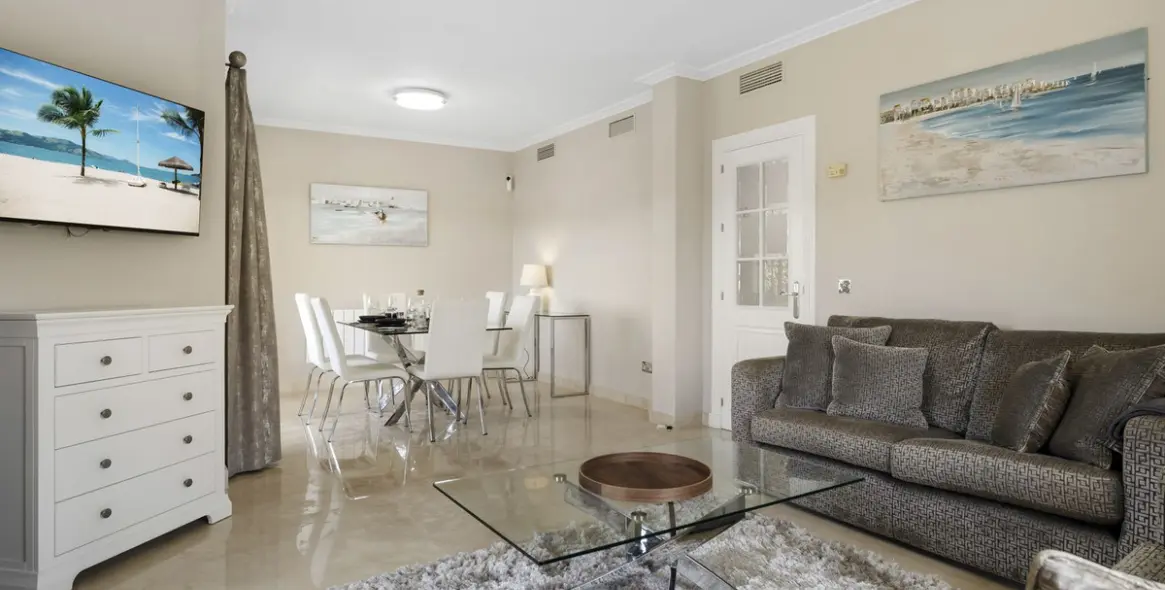 Long-term rent of ground floor apartment in Benahavís 14