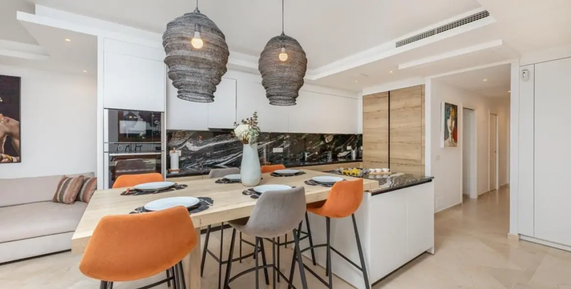 Долгосрочная аренда апартаментов на первом этаже в Puerto Banús 1