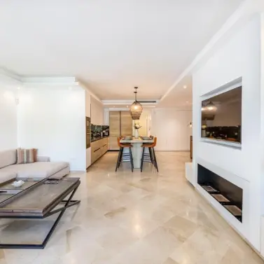 Долгосрочная аренда апартаментов на первом этаже в Puerto Banús