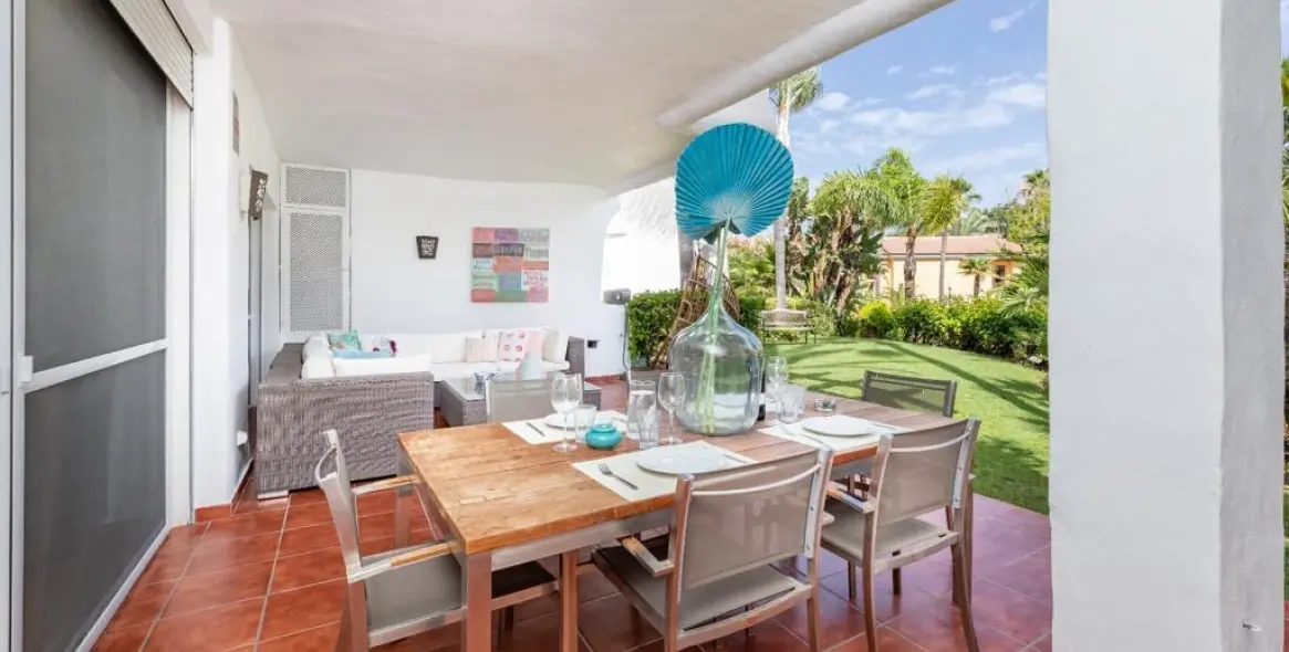 Долгосрочная аренда апартаментов на первом этаже в Puerto Banús 6