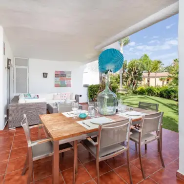 Долгосрочная аренда апартаментов на первом этаже в Puerto Banús