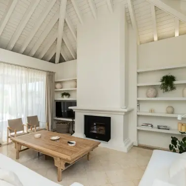 Long-term rent of detached villa in The Golden Mile