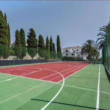 Alquiler a largo plazo de villa independiente en Nueva Andalucía