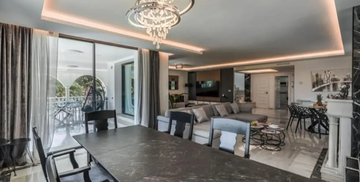 Alquiler a largo plazo de villa independiente en Nueva Andalucía 6