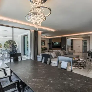 Alquiler a largo plazo de villa independiente en Nueva Andalucía