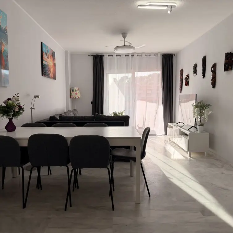Sale of middle floor apartment in Reserva de Marbella
