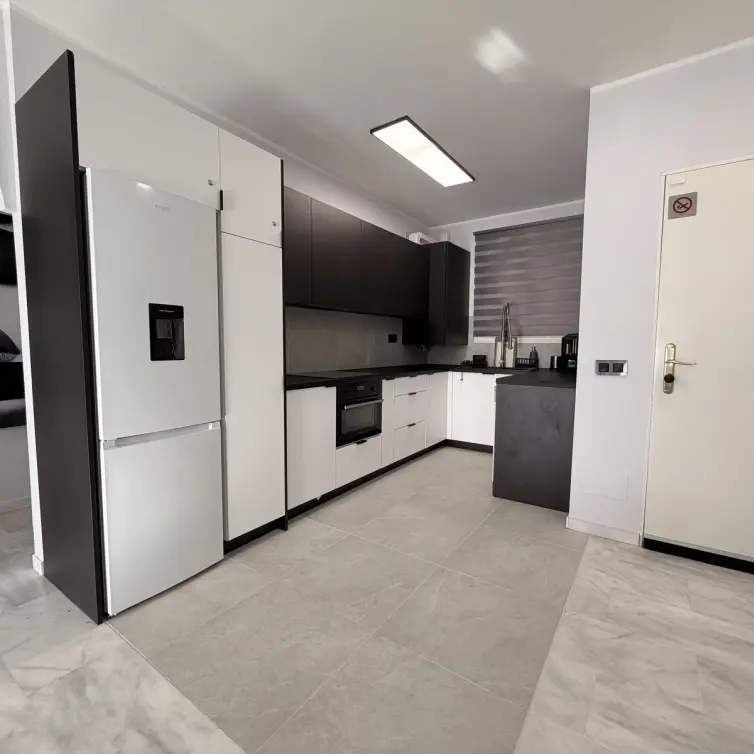 Sale of middle floor apartment in Reserva de Marbella