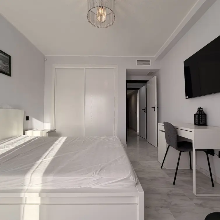Sale of middle floor apartment in Reserva de Marbella