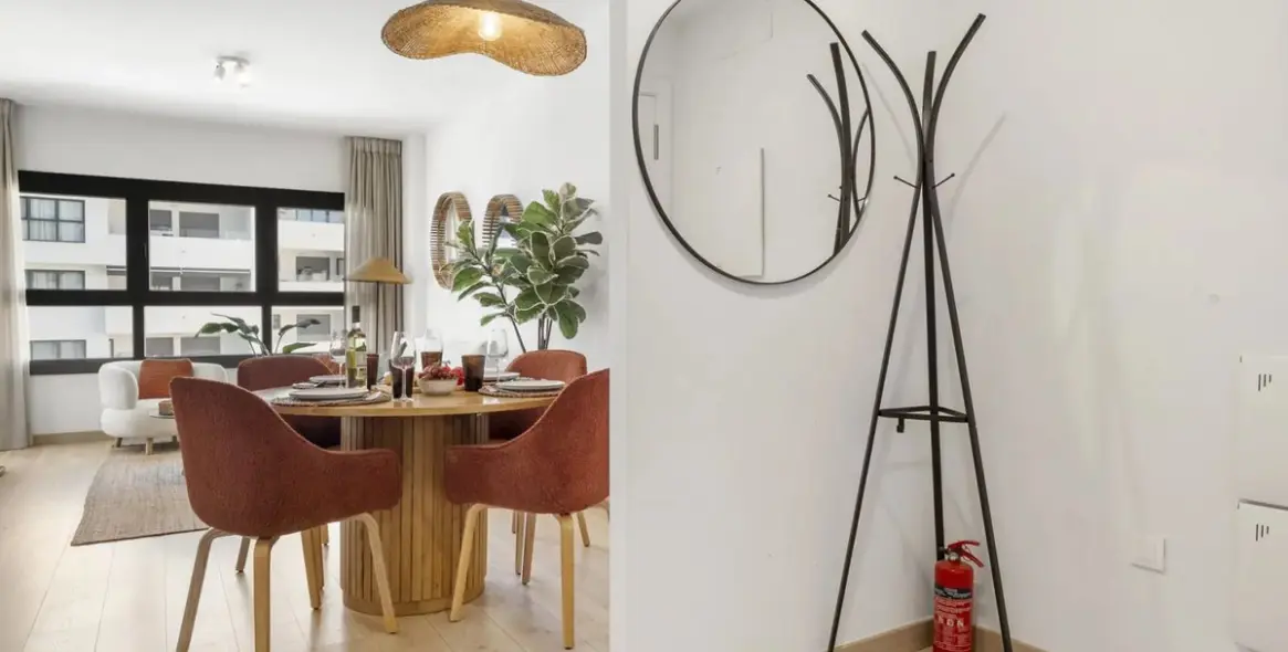 Sale of middle floor apartment in Estepona 8