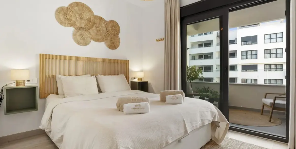 Sale of middle floor apartment in Estepona 9