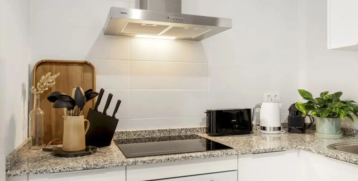 Sale of middle floor apartment in Estepona 23