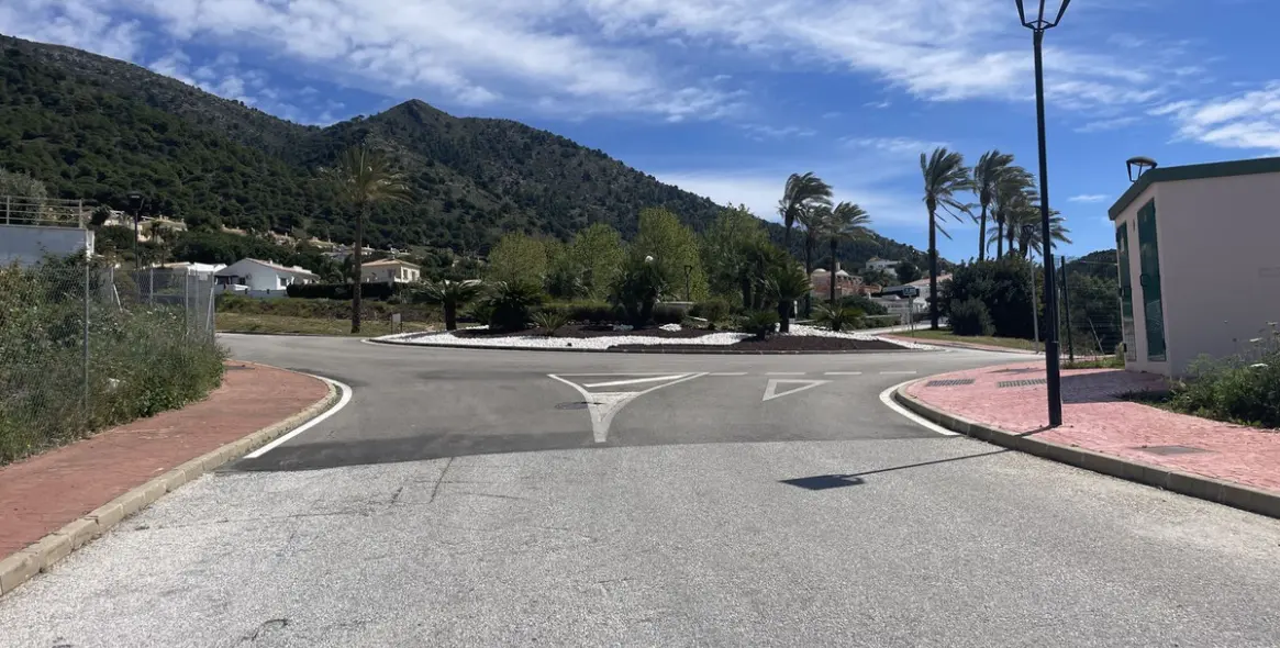 Продажа  жилого участка в Mijas 1