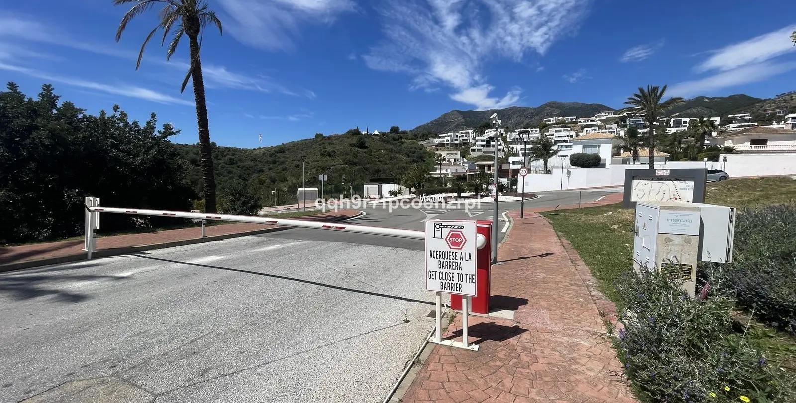 Продажа  жилого участка в Mijas 2
