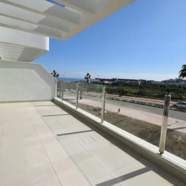 Sale of middle floor apartment in La Cala de Mijas