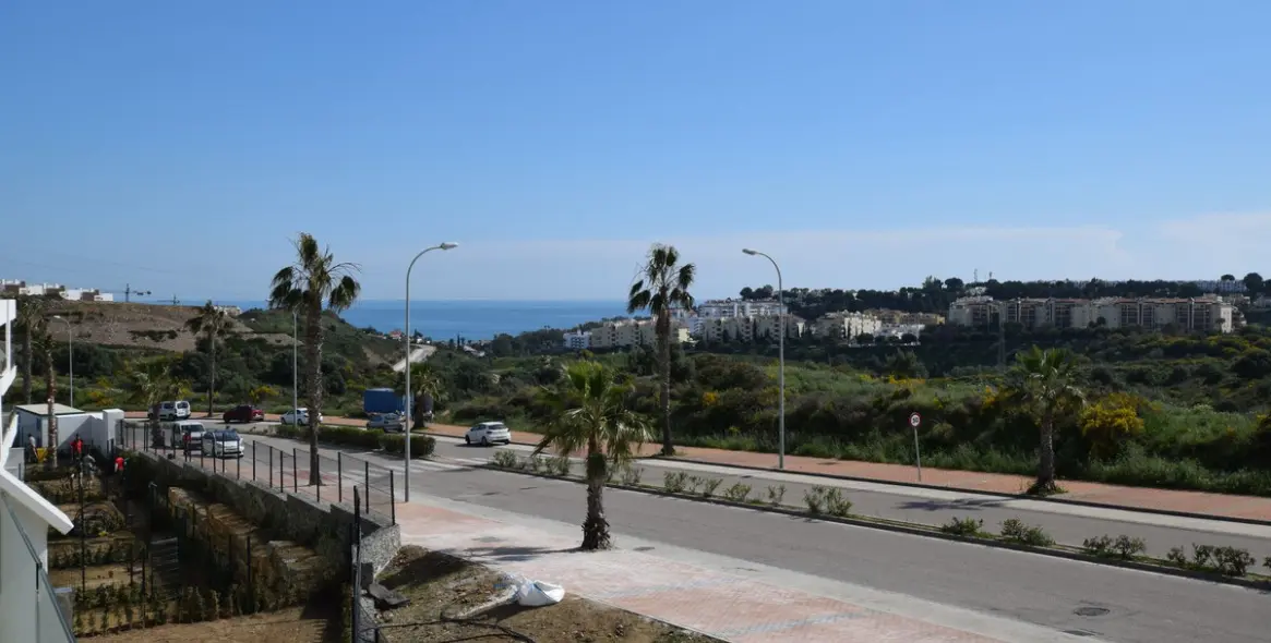 Sale of middle floor apartment in La Cala de Mijas 9