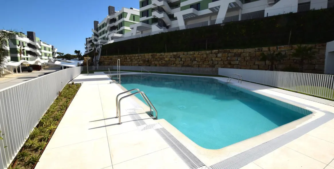 Sale of middle floor apartment in La Cala de Mijas 22