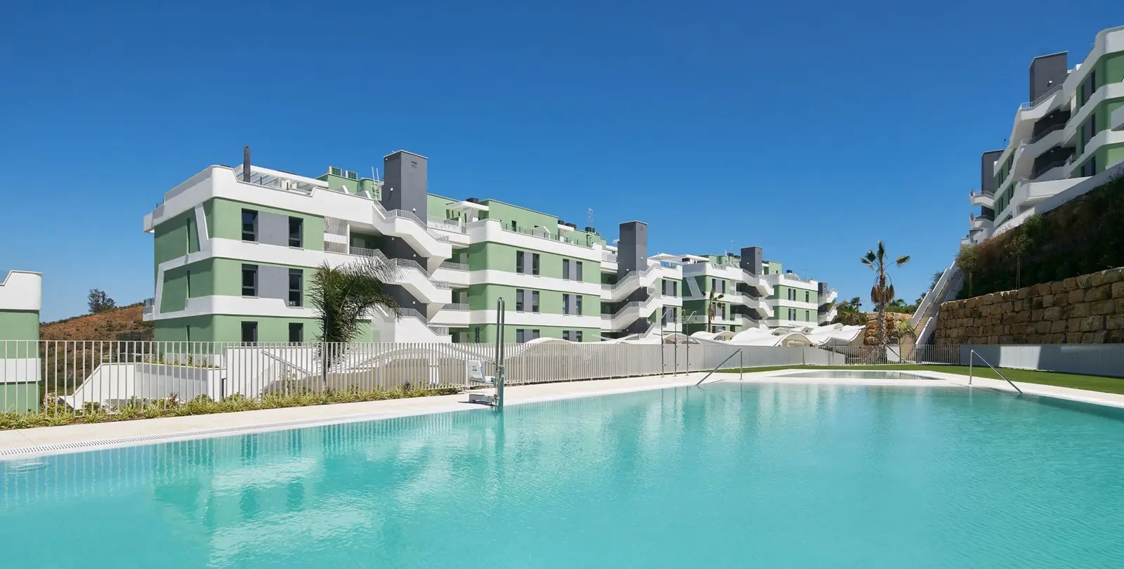 Продажа апартаментов на среднем этаже в La Cala de Mijas 14