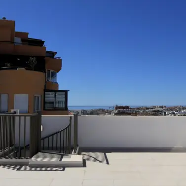 Venta de ático en Estepona