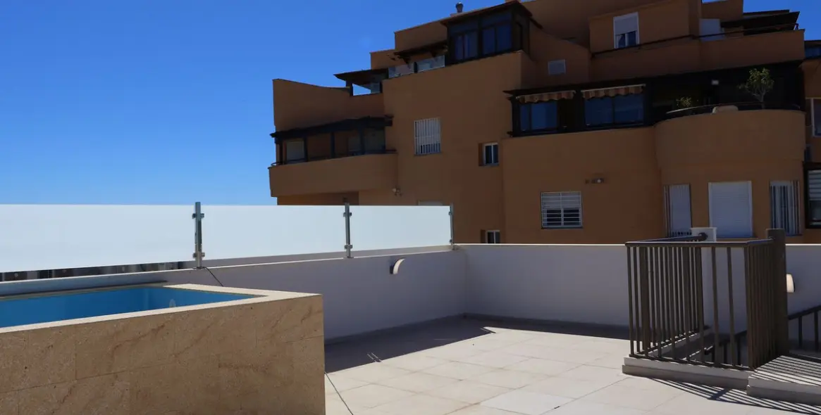 Venta de ático en Estepona 20