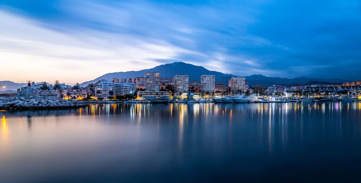 Venta de ático en Estepona 32