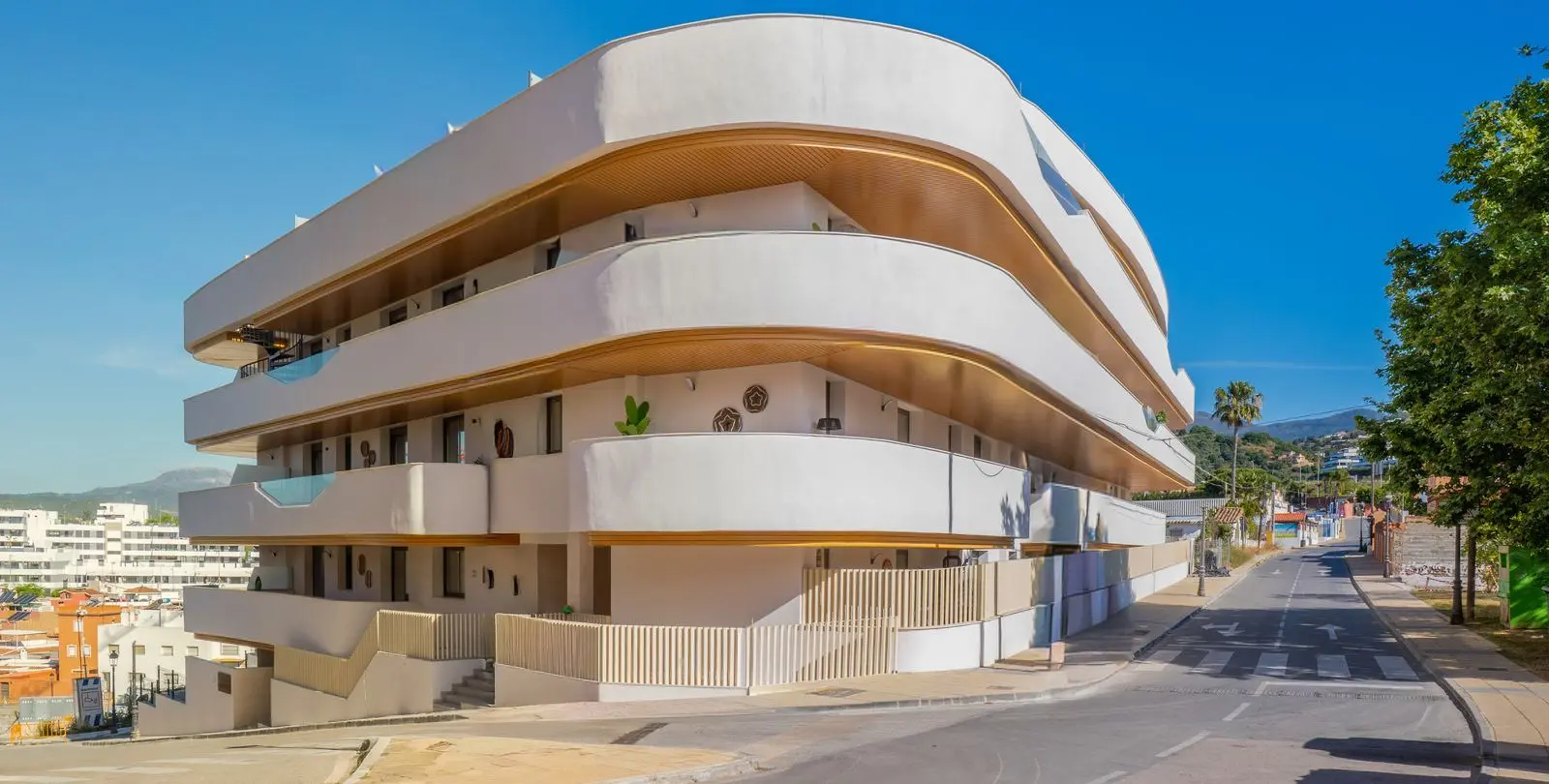 Sale of penthouse in Estepona 3