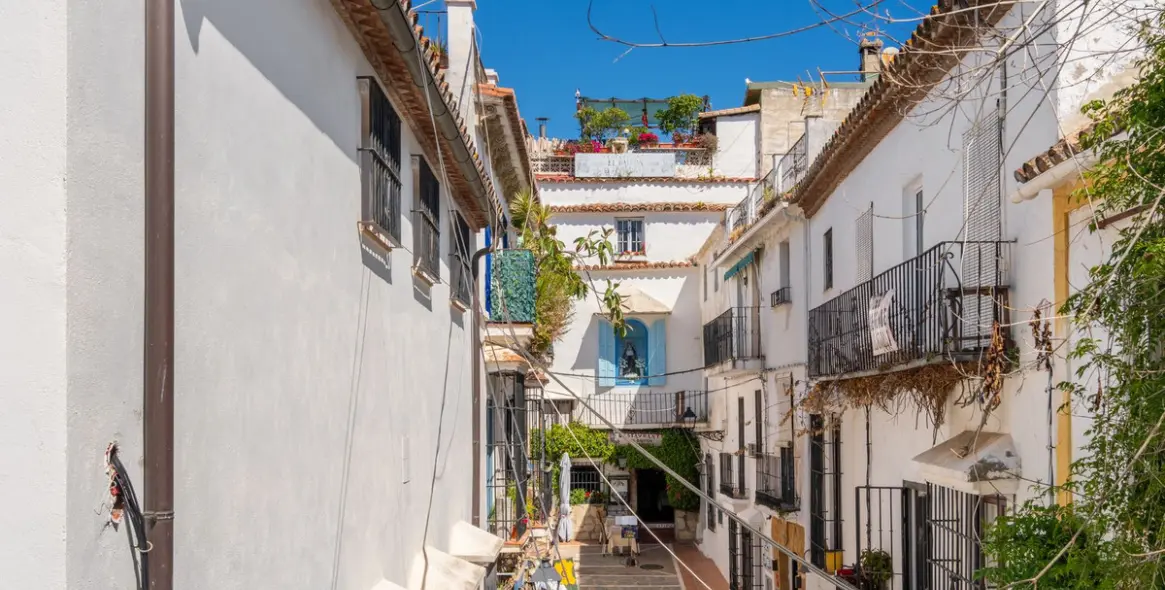 Продажа двухуровневого пентхауса в Marbella 23